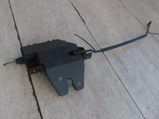 bontott BMW 3 E46 Csomagtérajtó Zárszerkezet