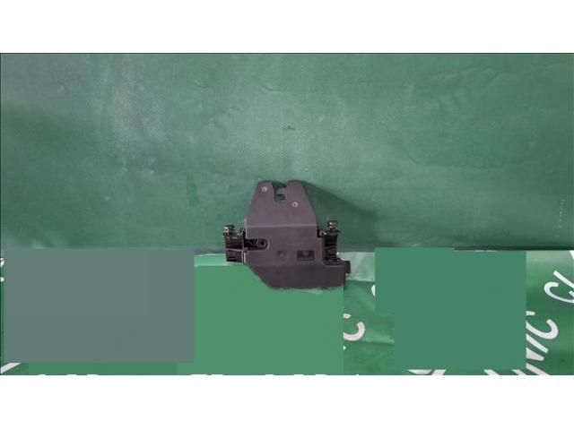 bontott BMW 3 E46 Csomagtérajtó Zárszerkezet