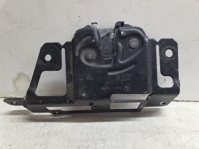 bontott BMW 3 E46 Csomagtérajtó Zárszerkezet