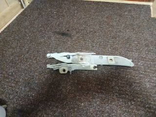 bontott BMW 3 E46 Csomagtérajtó Zsanér