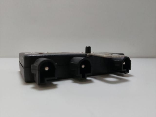 bontott BMW 3 E46 Elektronika (Magában)