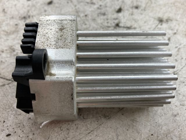 bontott BMW 3 E46 Előtét Ellenállás Fűtőmotor