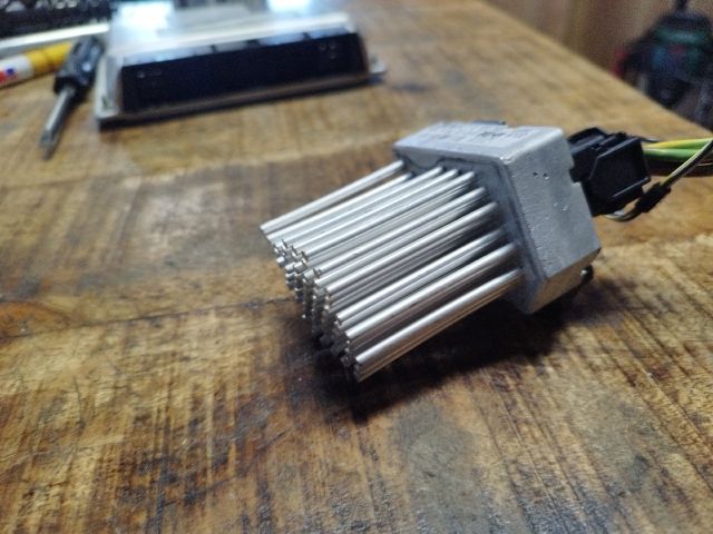 bontott BMW 3 E46 Előtét Ellenállás Fűtőmotor