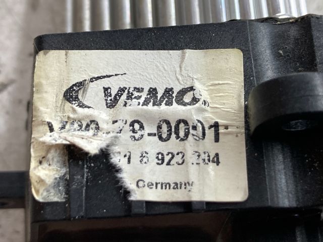 bontott BMW 3 E46 Előtét Ellenállás Fűtőmotor