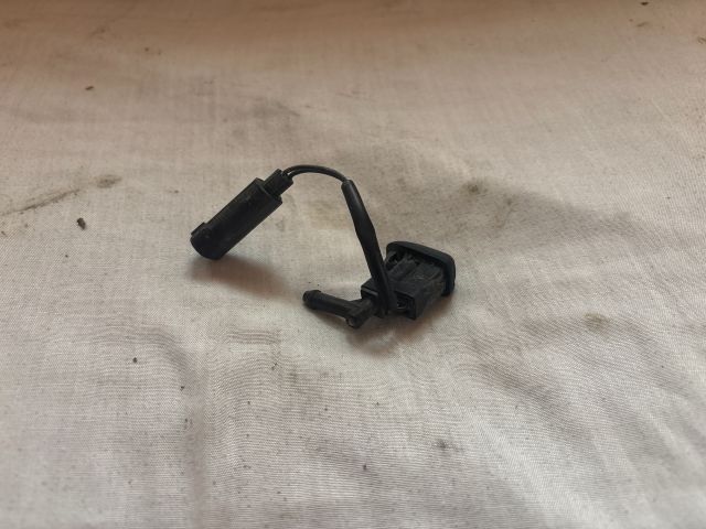 bontott BMW 3 E46 Első Ablakmosó Fúvóka