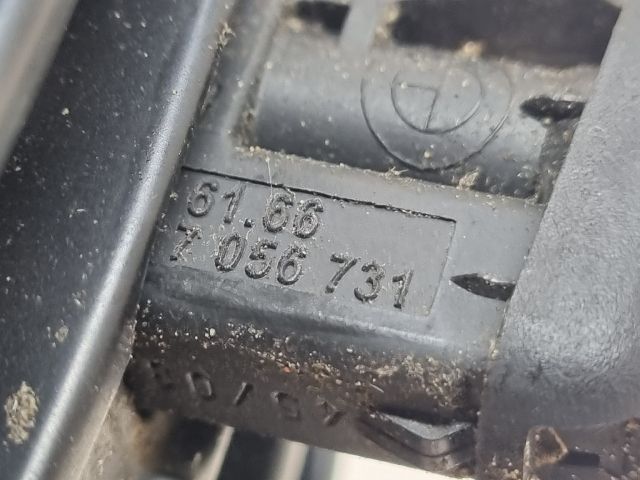 bontott BMW 3 E46 Első Ablakmosó Fúvóka