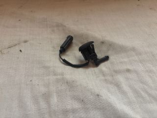 bontott BMW 3 E46 Első Ablakmosó Fúvóka