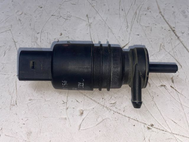 bontott BMW 3 E46 Első Ablakmosó Szivattyú