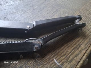 bontott BMW 3 E46 Első Ablaktörlő Kar