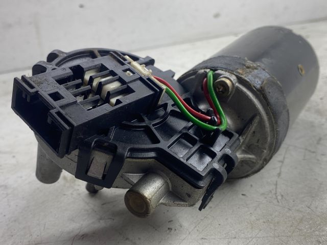 bontott BMW 3 E46 Első Ablaktörlő Motor