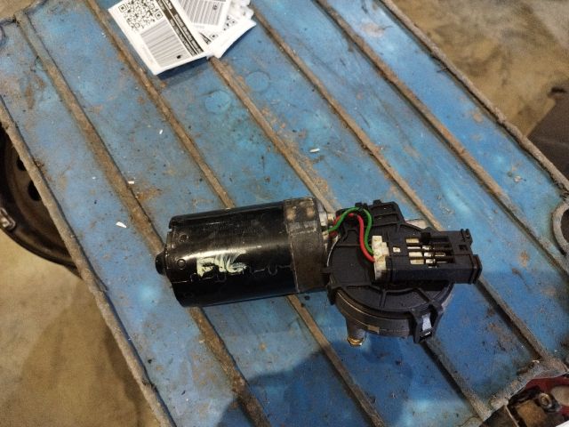 bontott BMW 3 E46 Első Ablaktörlő Motor