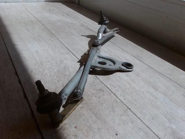 bontott BMW 3 E46 Első Ablaktörlő Szerkezet