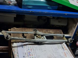 bontott BMW 3 E46 Első Ablaktörlő Szerkezet