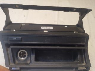 bontott BMW 3 E46 Első Hamutartó