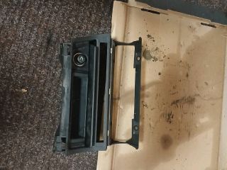 bontott BMW 3 E46 Első Hamutartó