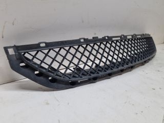 bontott BMW 3 E46 Első Lökhárító Alsó Középső Díszrács