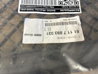 bontott BMW 3 E46 Első Lökhárító Alsó Középső Díszrács