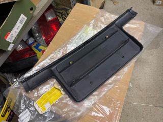 bontott BMW 3 E46 Első Lökhárító Díszléc