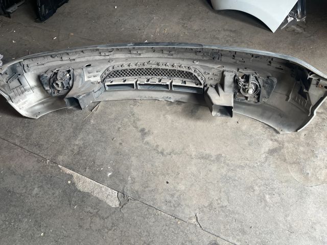 bontott BMW 3 E46 Első Lökhárító (Részeivel)