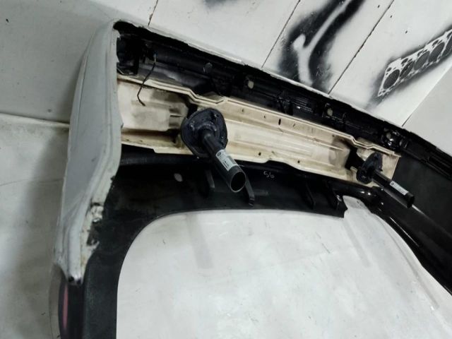 bontott BMW 3 E46 Első Lökhárító (Üresen)