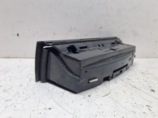 bontott BMW 3 E46 Első Tároló Rekesz