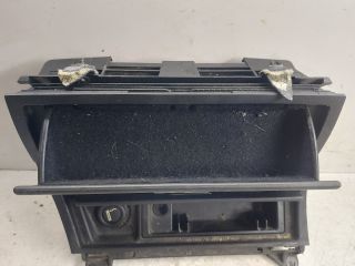 bontott BMW 3 E46 Első Tároló Rekesz