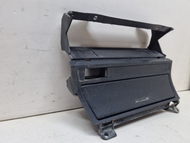 bontott BMW 3 E46 Első Tároló Rekesz