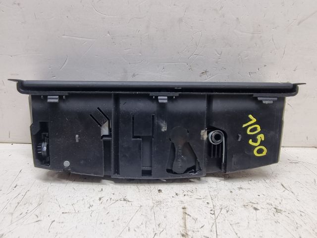 bontott BMW 3 E46 Első Tároló Rekesz