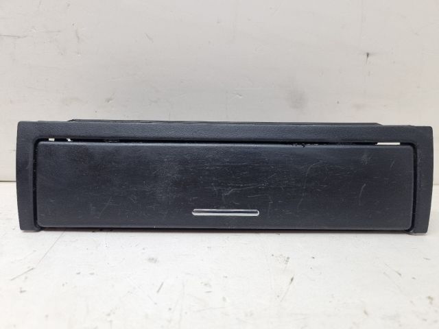 bontott BMW 3 E46 Első Tároló Rekesz