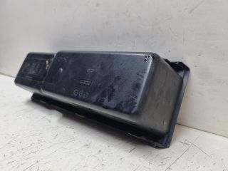 bontott BMW 3 E46 Első Tároló Rekesz