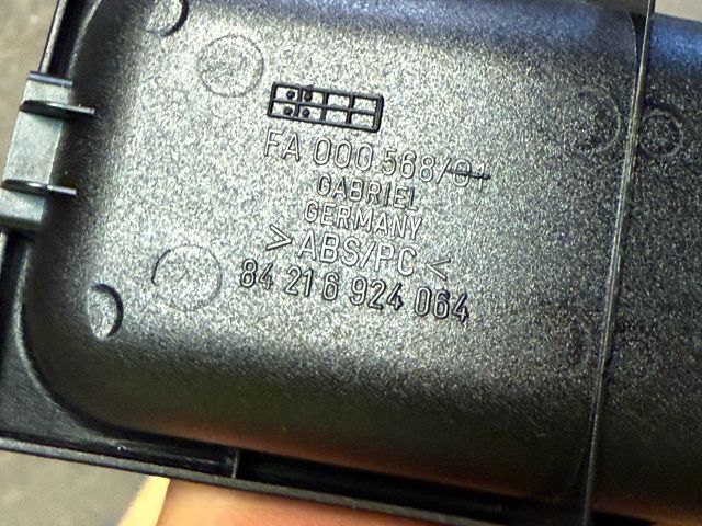 bontott BMW 3 E46 Első Tároló Rekesz