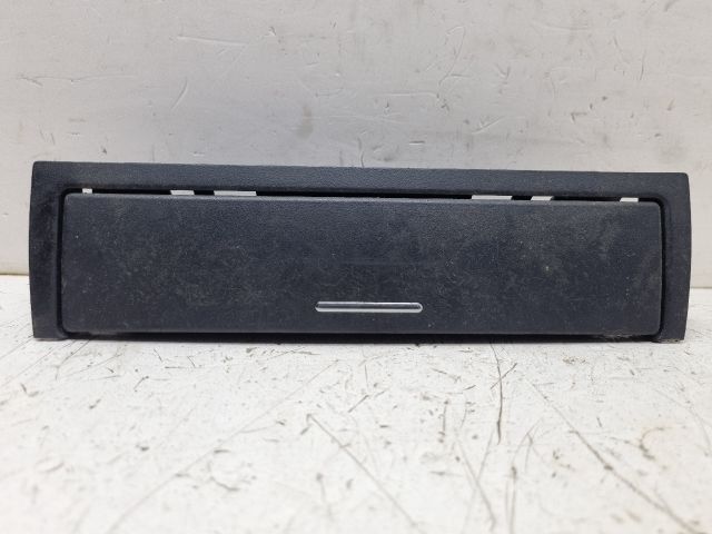 bontott BMW 3 E46 Első Tároló Rekesz