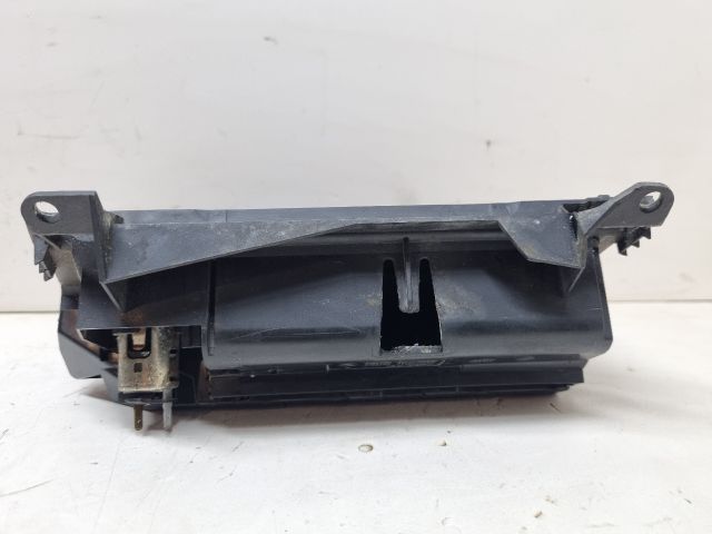 bontott BMW 3 E46 Első Tároló Rekesz