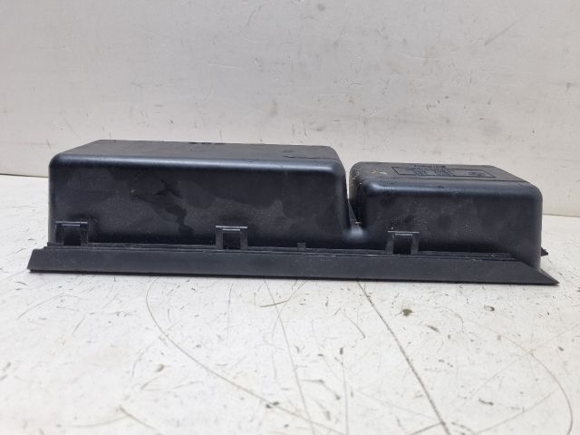 bontott BMW 3 E46 Első Tároló Rekesz