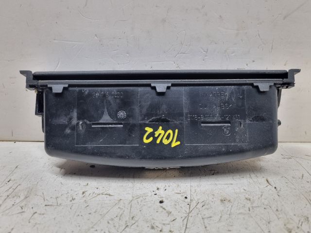 bontott BMW 3 E46 Első Tároló Rekesz
