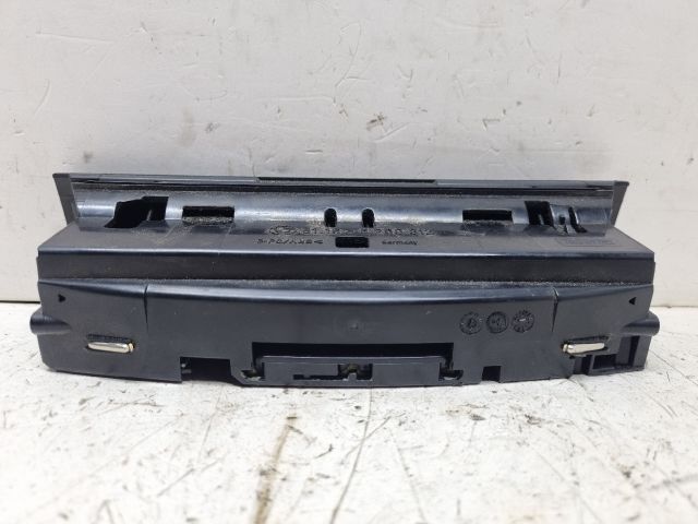 bontott BMW 3 E46 Első Tároló Rekesz