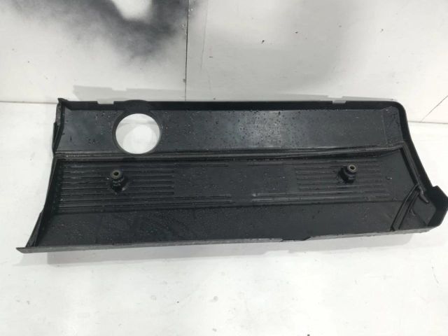 bontott BMW 3 E46 Felső Hűtőburkolat