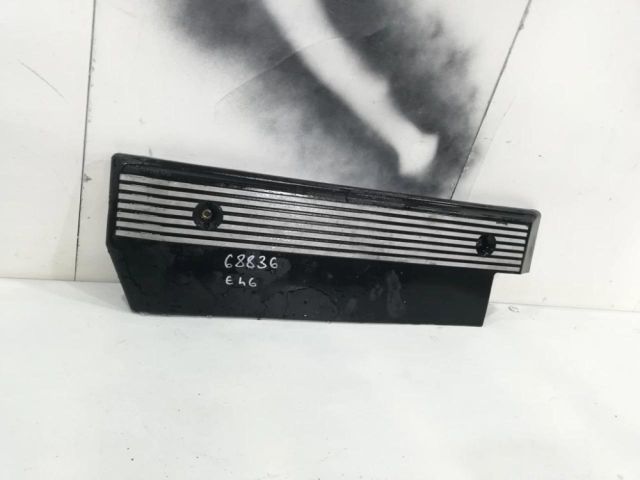 bontott BMW 3 E46 Felső Hűtőburkolat