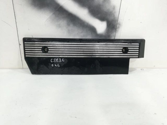 bontott BMW 3 E46 Felső Hűtőburkolat