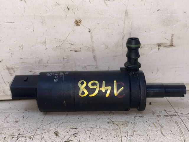 bontott BMW 3 E46 Fényszórómosó Szivattyú