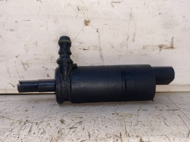 bontott BMW 3 E46 Fényszórómosó Szivattyú