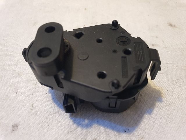 bontott BMW 3 E46 Fűtés Állító Motor