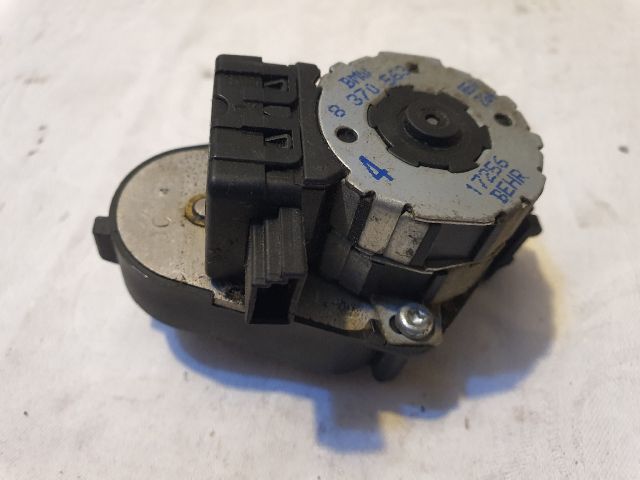 bontott BMW 3 E46 Fűtés Állító Motor