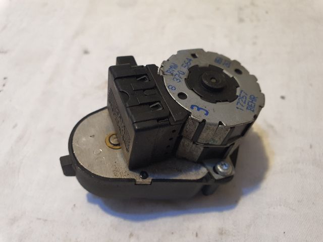 bontott BMW 3 E46 Fűtés Állító Motor