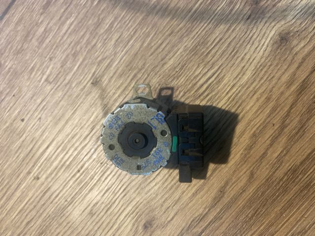 bontott BMW 3 E46 Fűtés Állító Motor