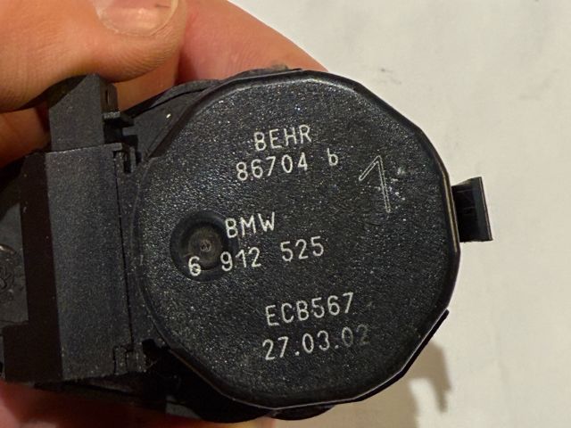 bontott BMW 3 E46 Fűtés Állító Motor