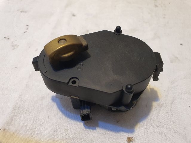 bontott BMW 3 E46 Fűtés Állító Motor