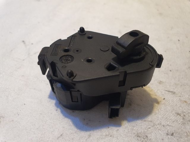 bontott BMW 3 E46 Fűtés Állító Motor