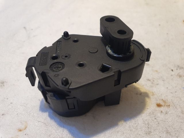 bontott BMW 3 E46 Fűtés Állító Motor