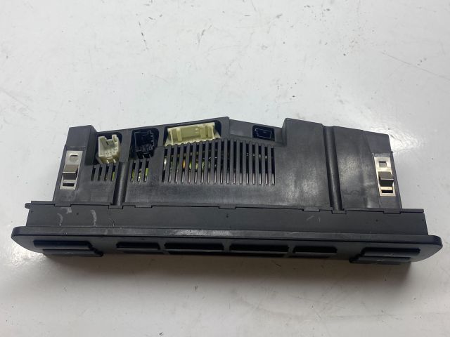 bontott BMW 3 E46 Fűtéskapcsoló (digit klímás)